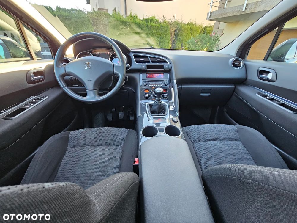 Peugeot 3008 1.6 Premium - 9