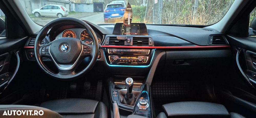 BMW Seria 3 320d - 5