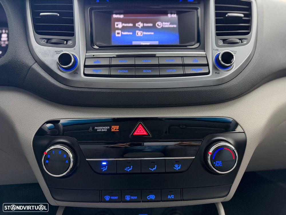 Hyundai Tucson 1.6 GDi 4WD DCT Trend - 16