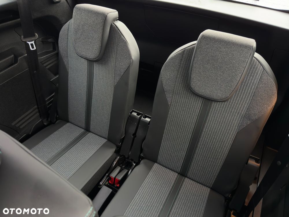 Peugeot 5008 BlueHDI 180 EAT8 Allure Pack - 26