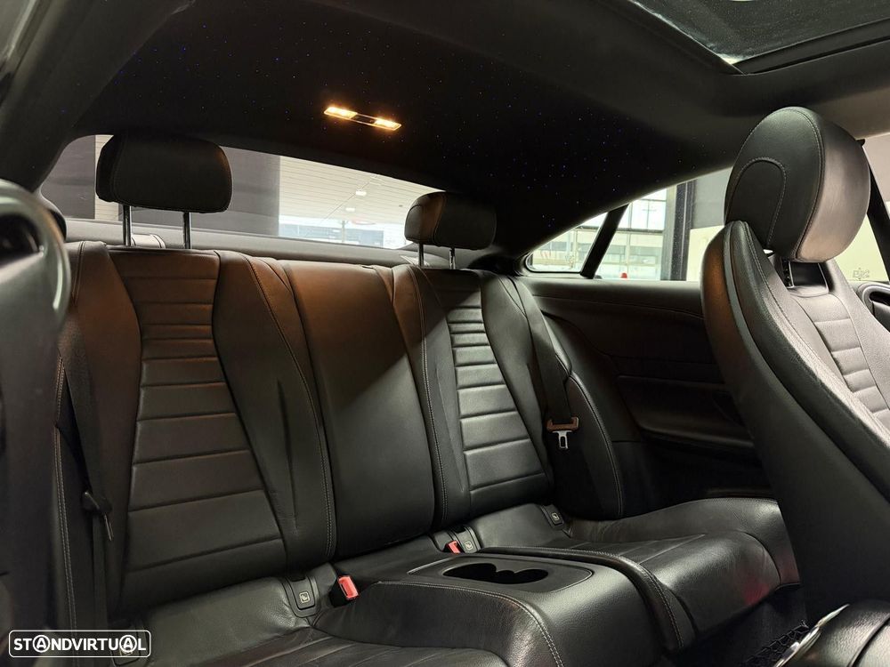 Mercedes-Benz E 220 d Coupe 9G-TRONIC AMG Line - 19