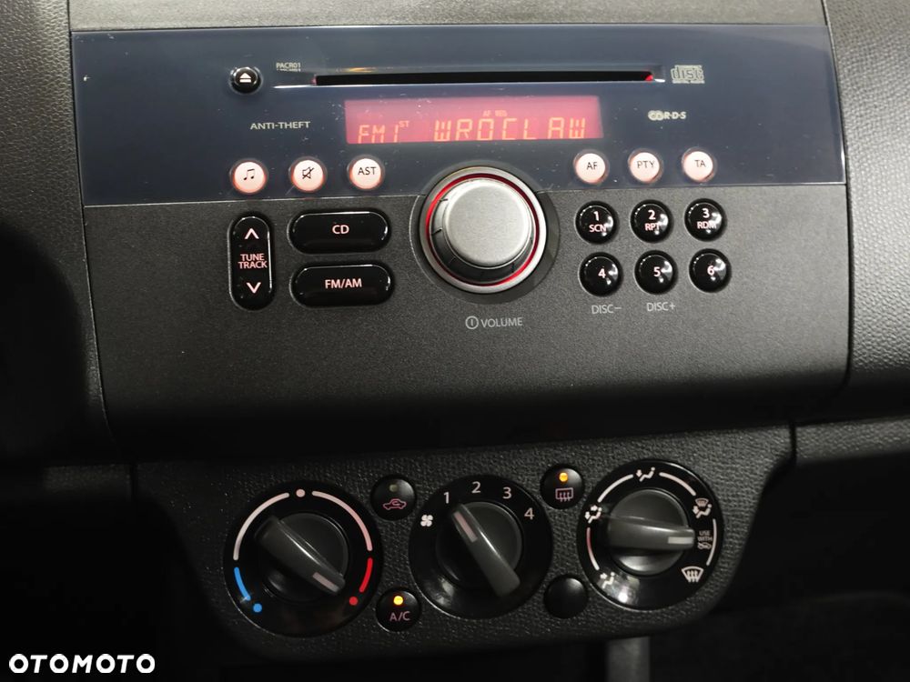 Suzuki Swift 1.5 Comfort - 32