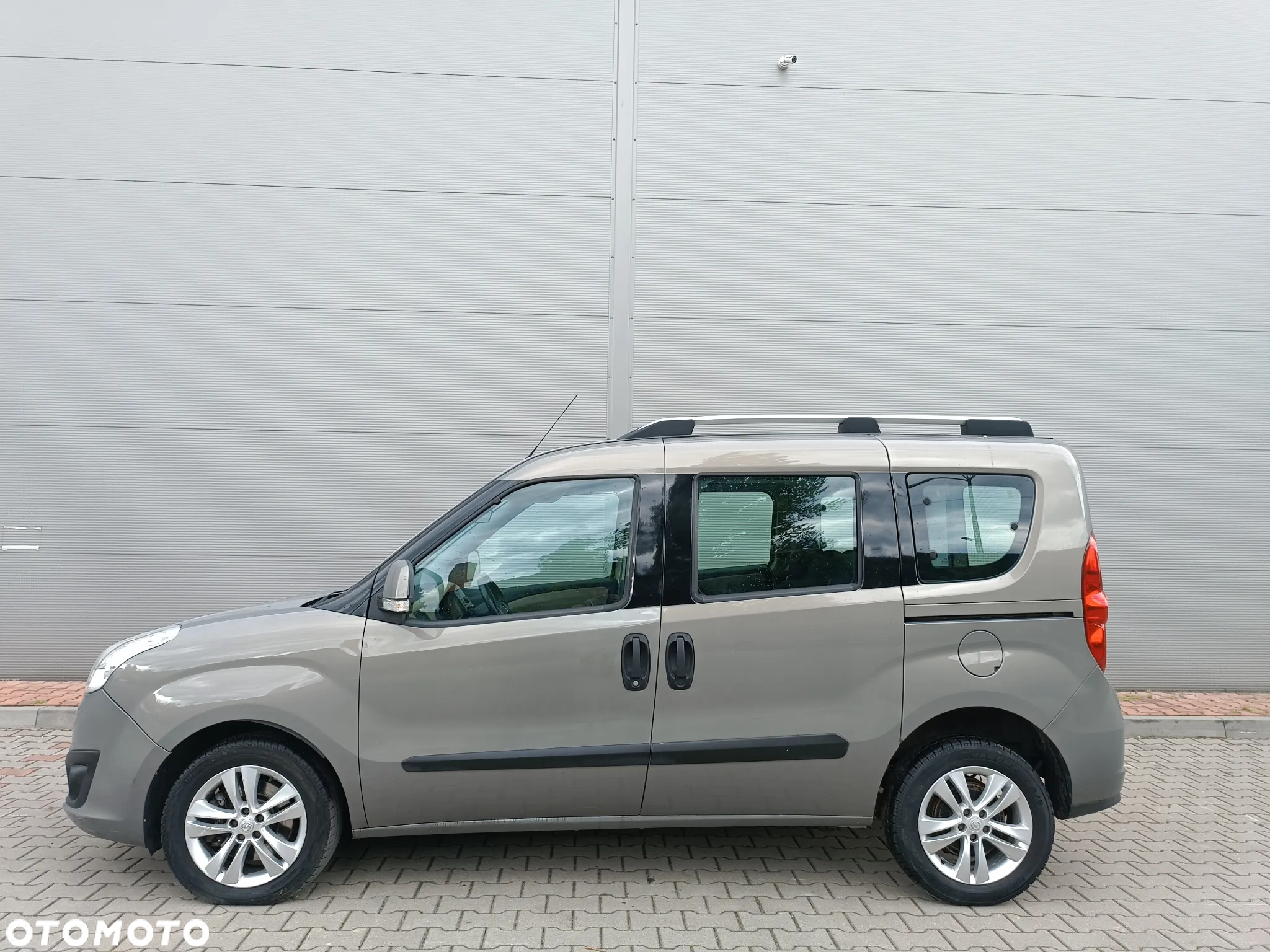 Opel Combo 1.6 CDTI L1H1 Edition - 3