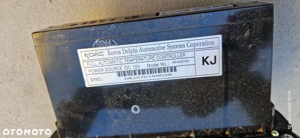 Panel klimatyzacji ramka Chevrolet Nubira Lacetti 2008r 96438390 - 4