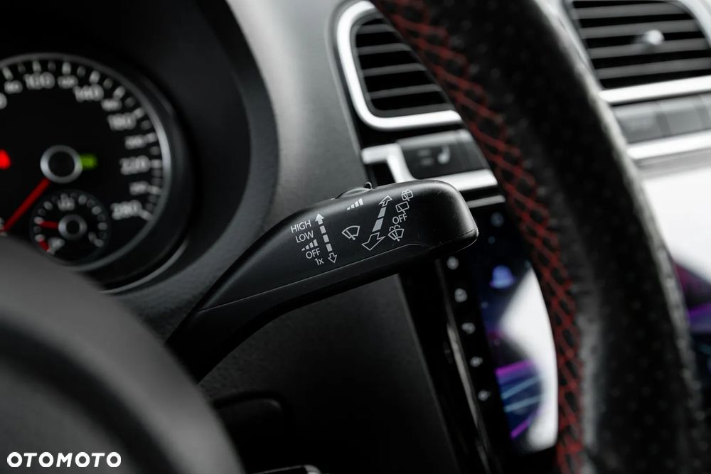 Volkswagen Polo 1.4 TSI GTI DSG - 26