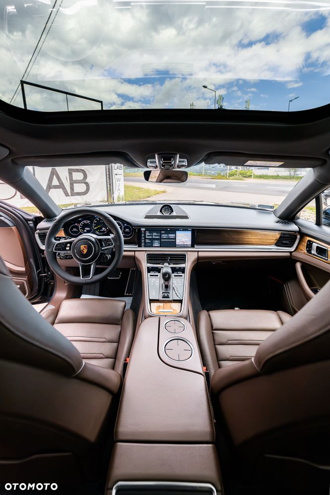 Porsche Panamera - 5