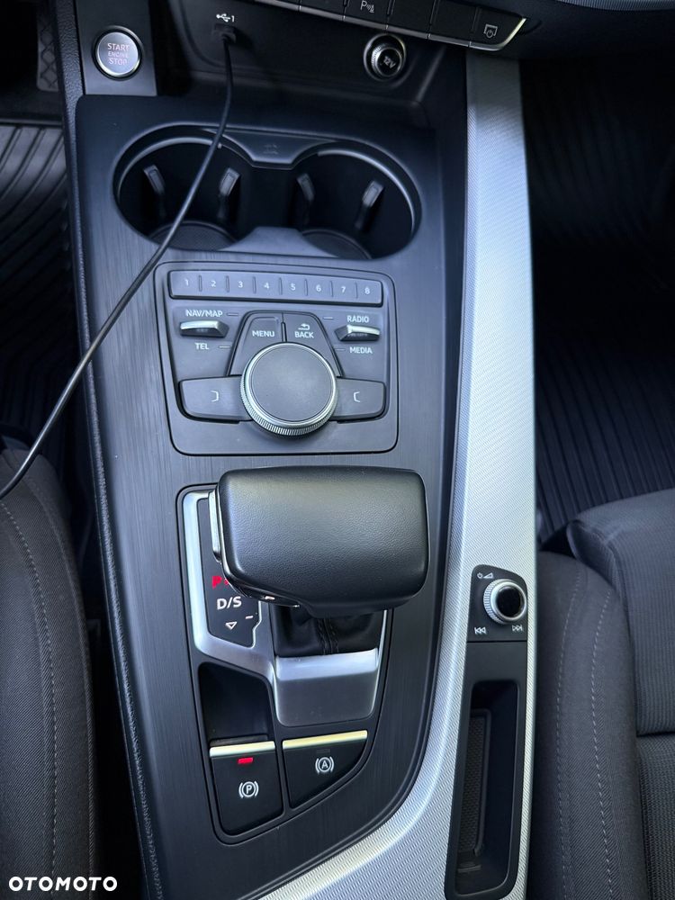Audi A4 Avant 2.0 TFSI ultra Sport S tronic - 13