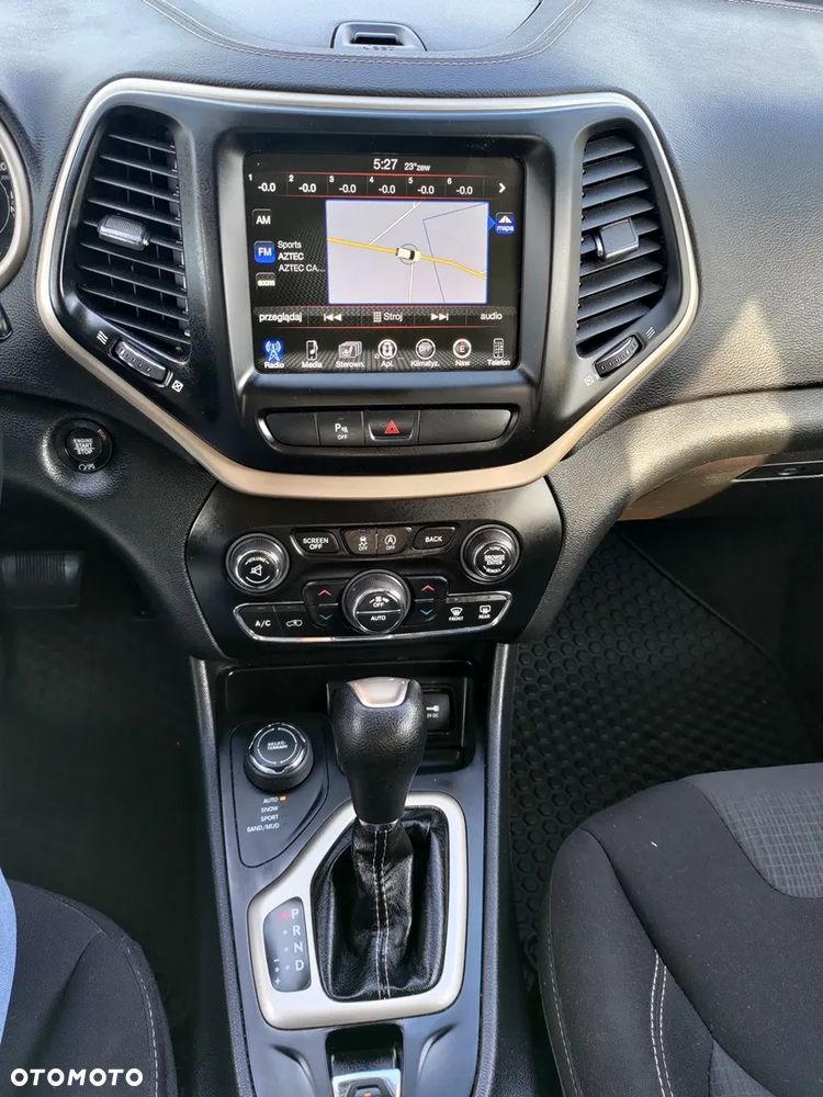 Jeep Cherokee 3.2 V6 Active Drive I Limited - 17