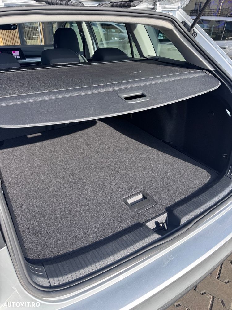 Volkswagen Golf Variant 2.0 TDI DSG Life - 17