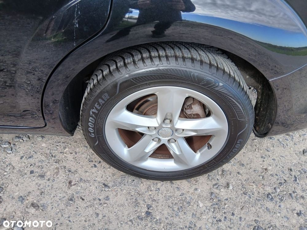 Ford Focus 1.6 16V Ambiente - 36