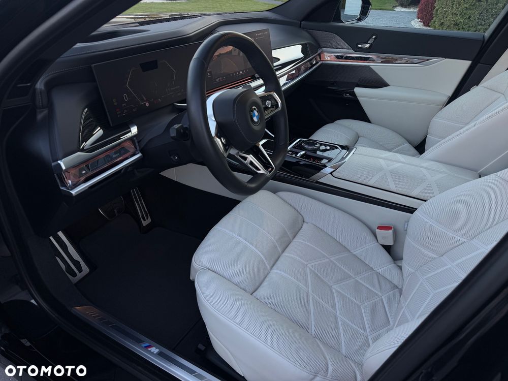 BMW Seria 7 740d xDrive mHEV sport - 5