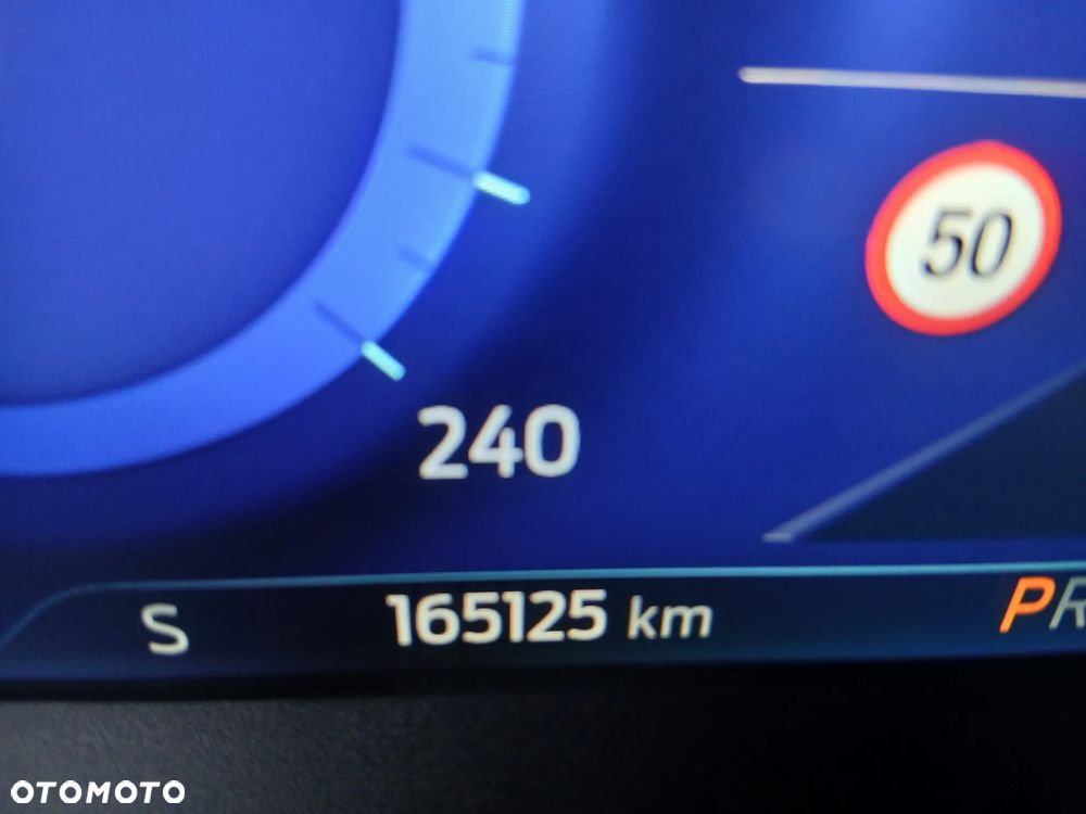 Ford Kuga 1.5 EcoBlue FWD ST-Line X - 20