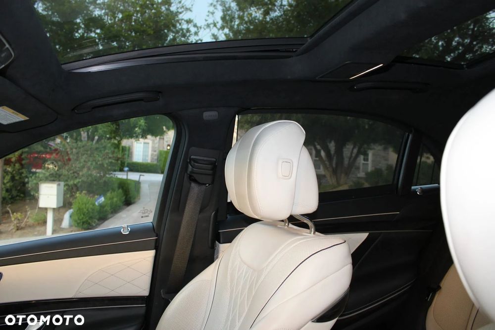 Mercedes-Benz Klasa S 560 4-Matic 9G-TRONIC - 16