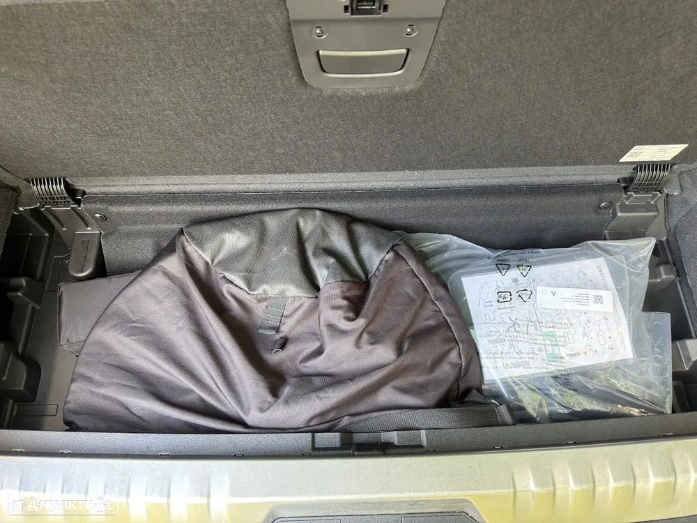 BMW 320 e Aut. M Sport - 22