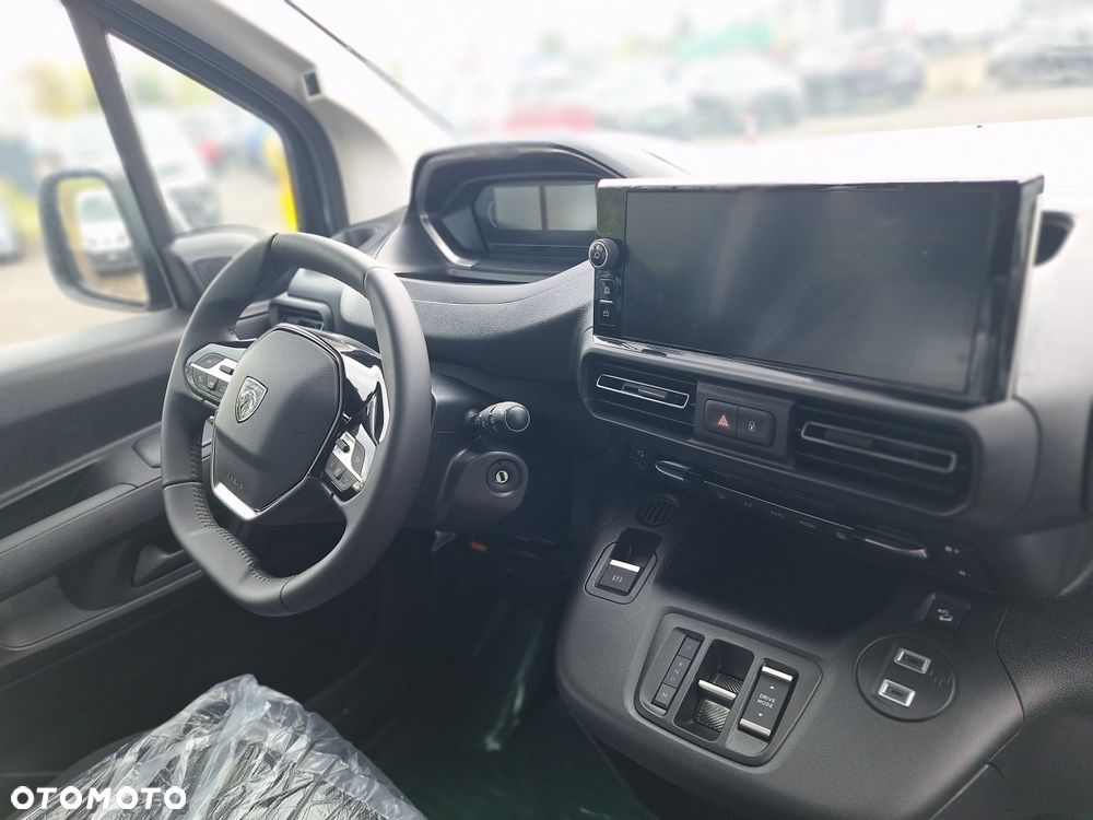 Peugeot Partner załogowy - 9