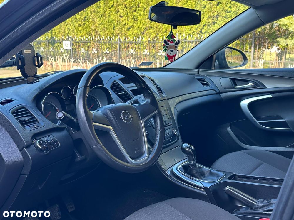 Opel Insignia 1.6 Design Edition - 8
