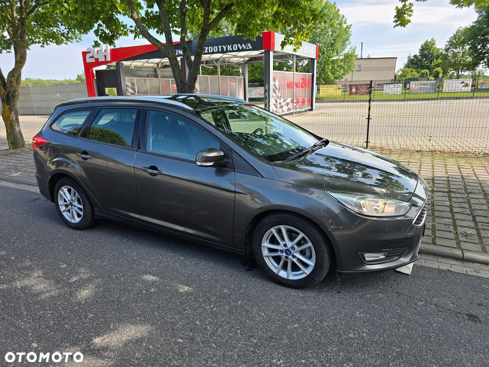 Ford Focus 1.5 TDCi DPF Start-Stopp-System Business - 4