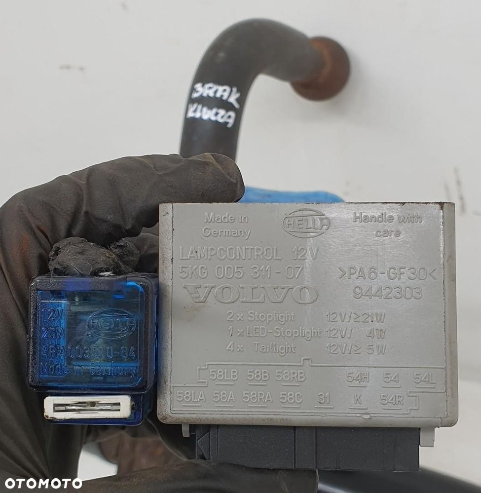 HAK HOLOWNICZY BELKA KULA ODPINANY VOLVO V70 I - 10