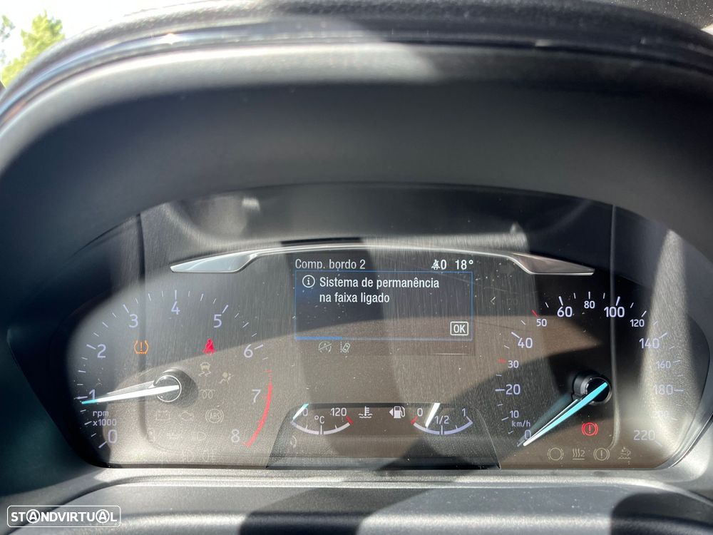 Ford Puma 1.0 EcoBoost Hybrid TITANIUM - 25