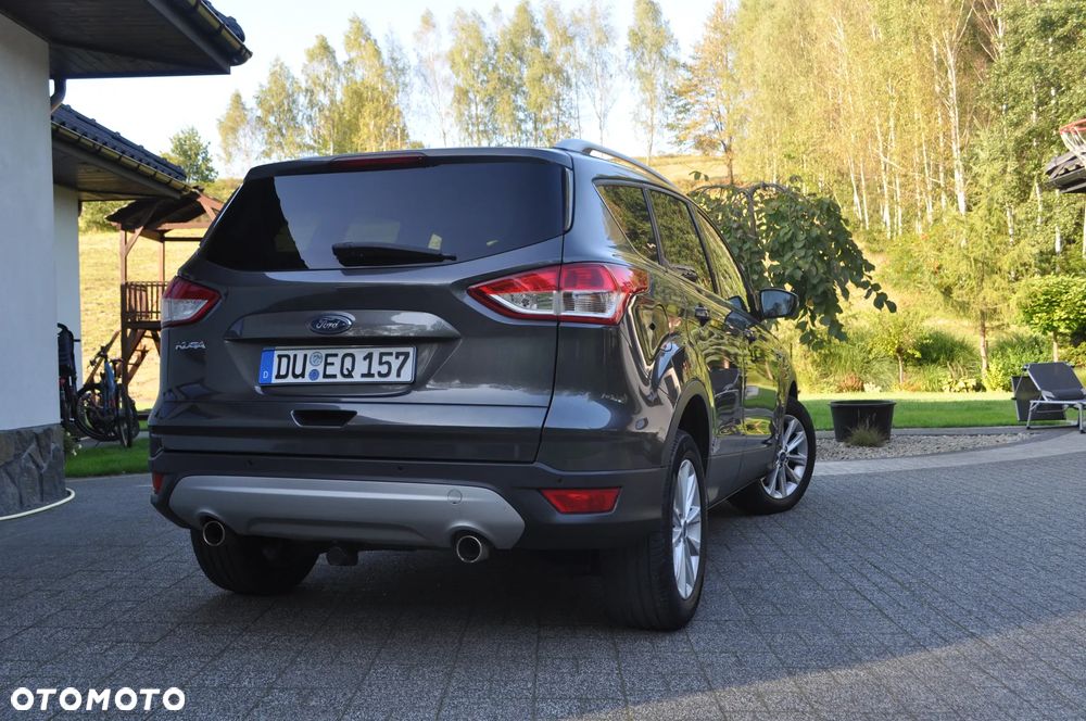 Ford Kuga 2.0 TDCi 2x4 Titanium - 9