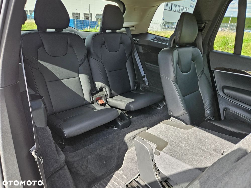 Volvo XC 90 T6 AWD Momentum 7os - 11
