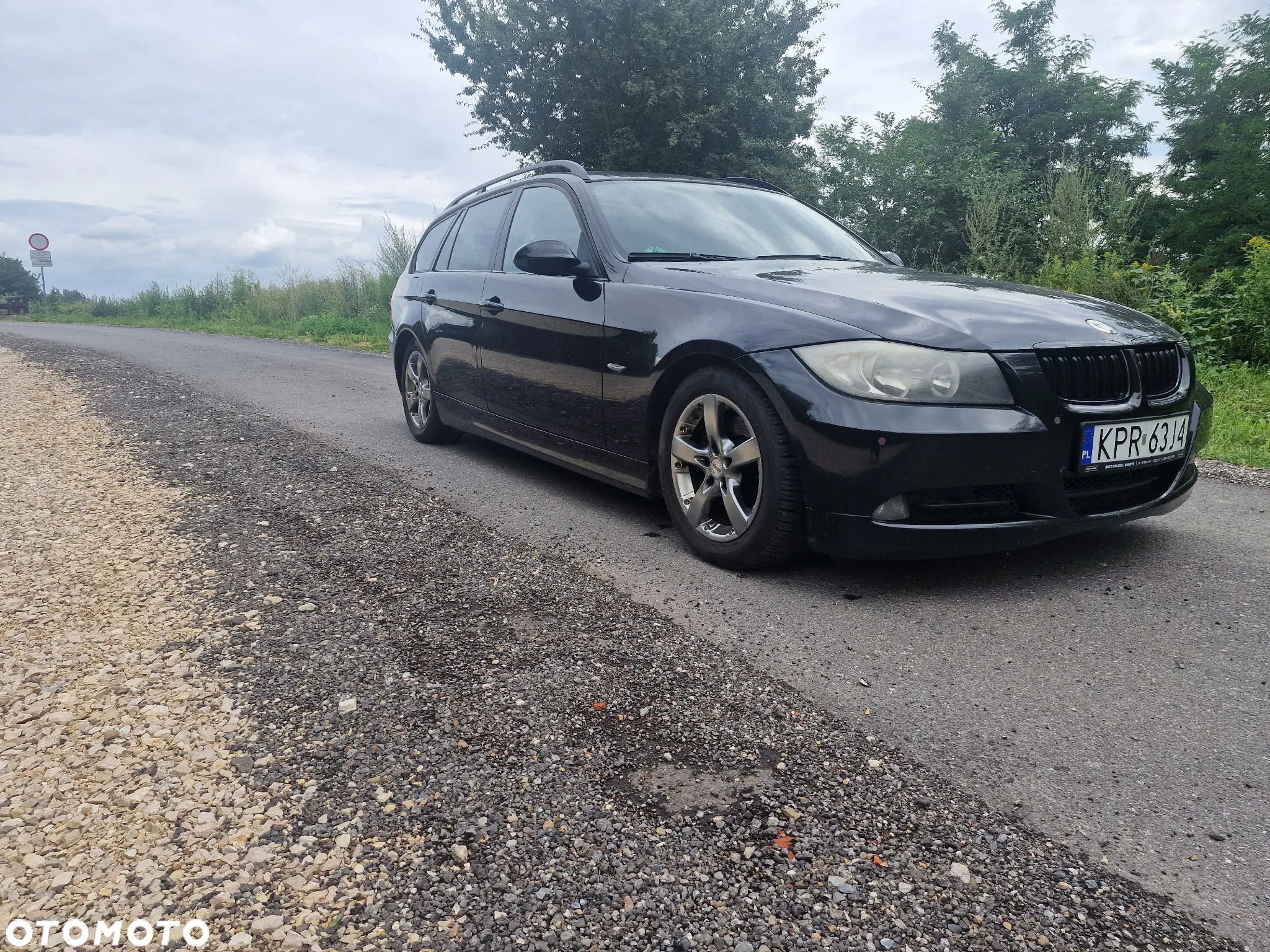 BMW Seria 3 320i - 4