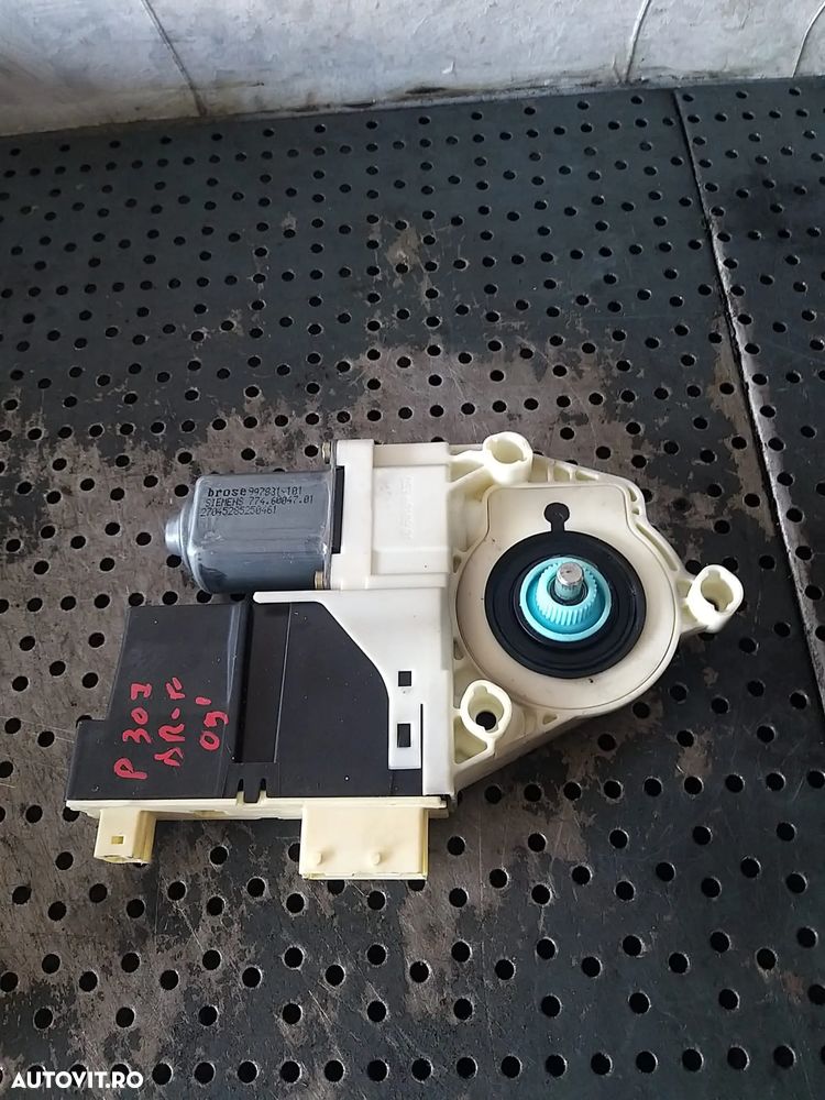 Motoras macara dreapta fata peugeot 307 997831101 7746004701 996388101 - 1