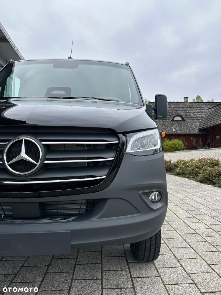 Mercedes-Benz Sprinter - 26