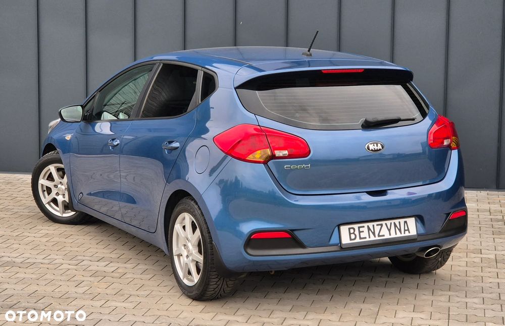 Kia Ceed - 23