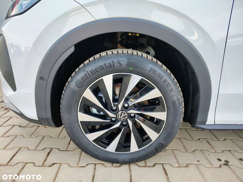 Volkswagen T-Roc - 10