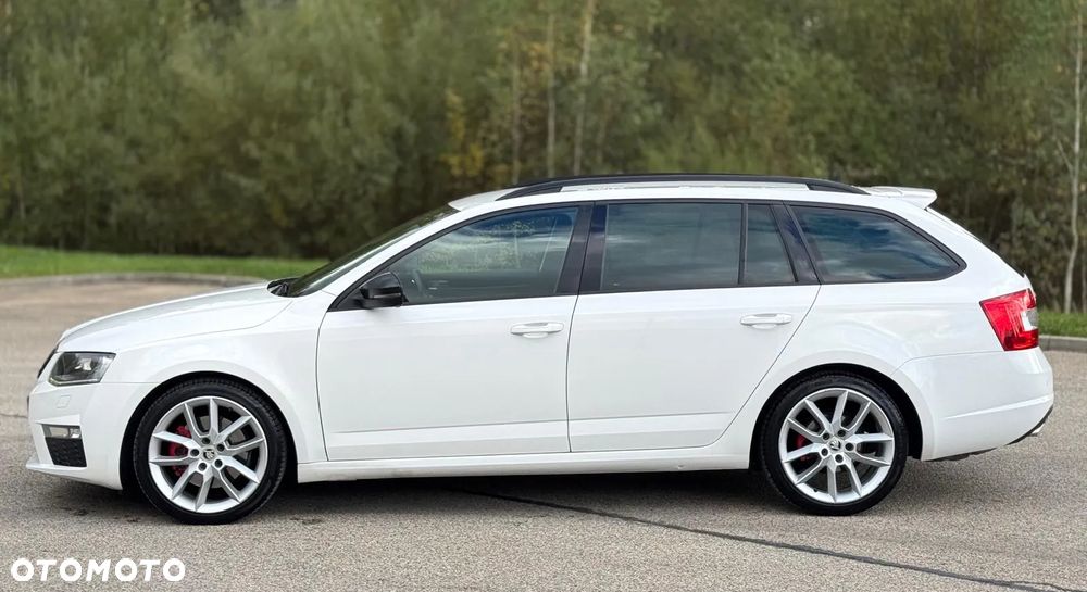 Skoda Octavia Combi 2.0 TDI 4x4 DSG RS - 7