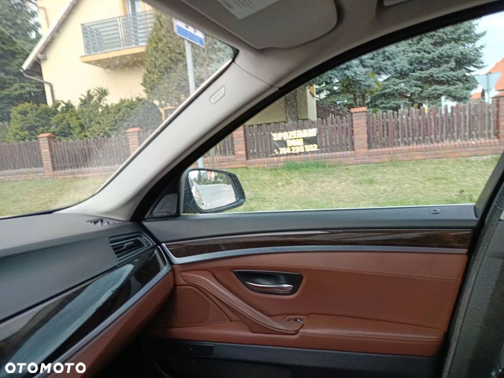 BMW Seria 1 120i - 14