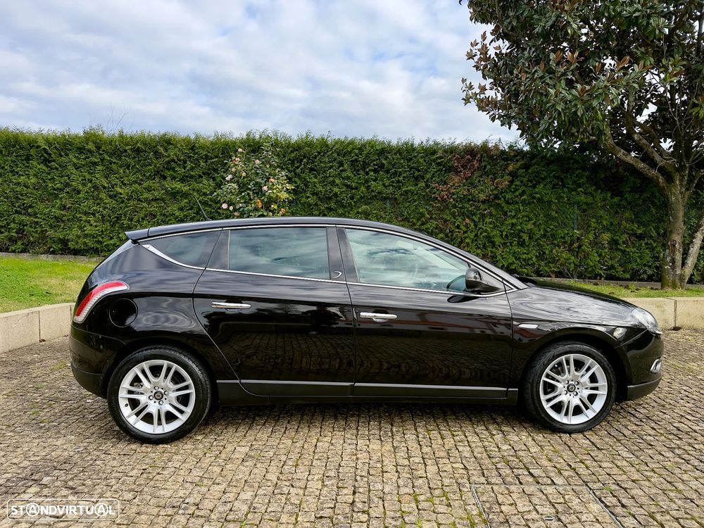 Lancia Delta 1.6 M-Jet Platino Com 57X - 2