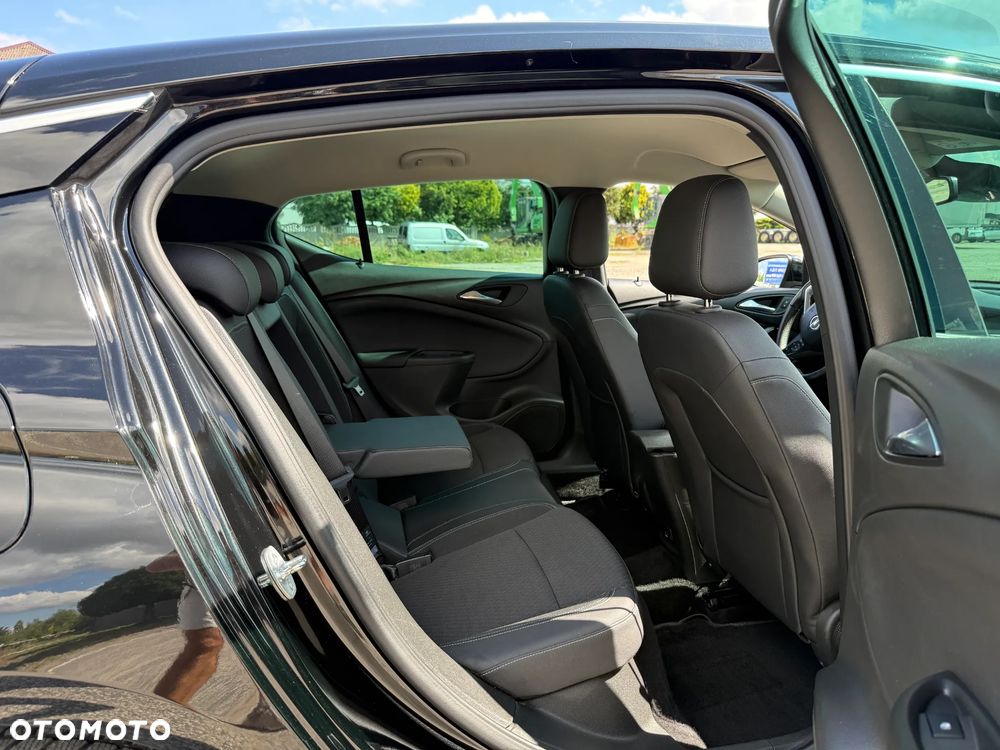 Opel Astra 1.4 Turbo Innovation - 27