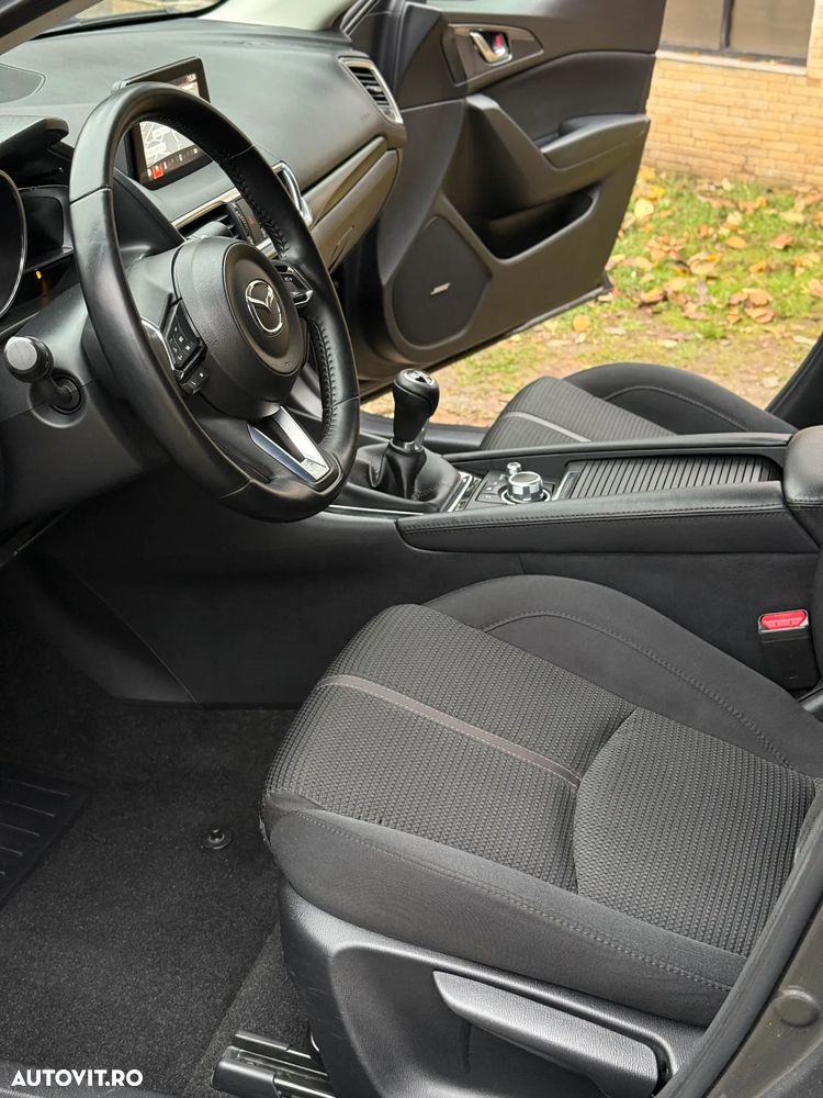 Mazda 3 G120 Revolution - 18