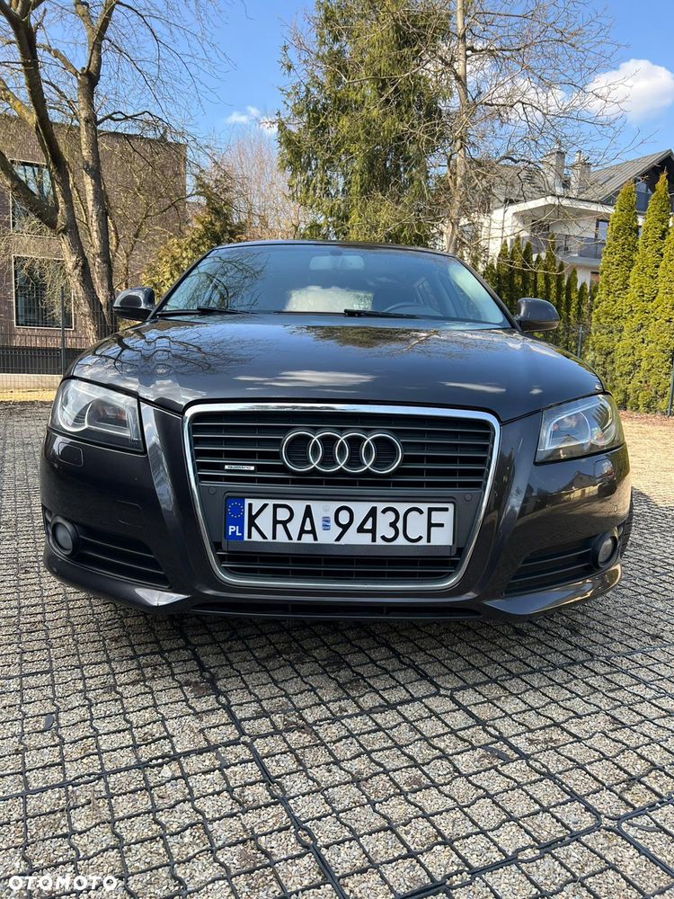 Audi A3 Sportback 1.8 TFSI Quattro Ambiente - 2