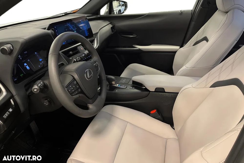 Lexus UX 300h F SPORT Design - 10