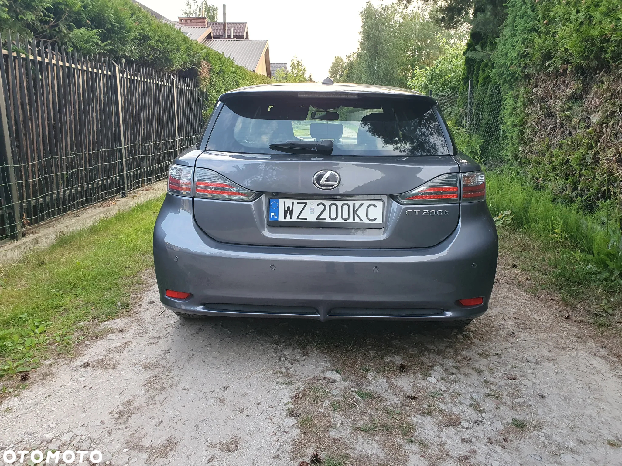 Lexus CT - 13