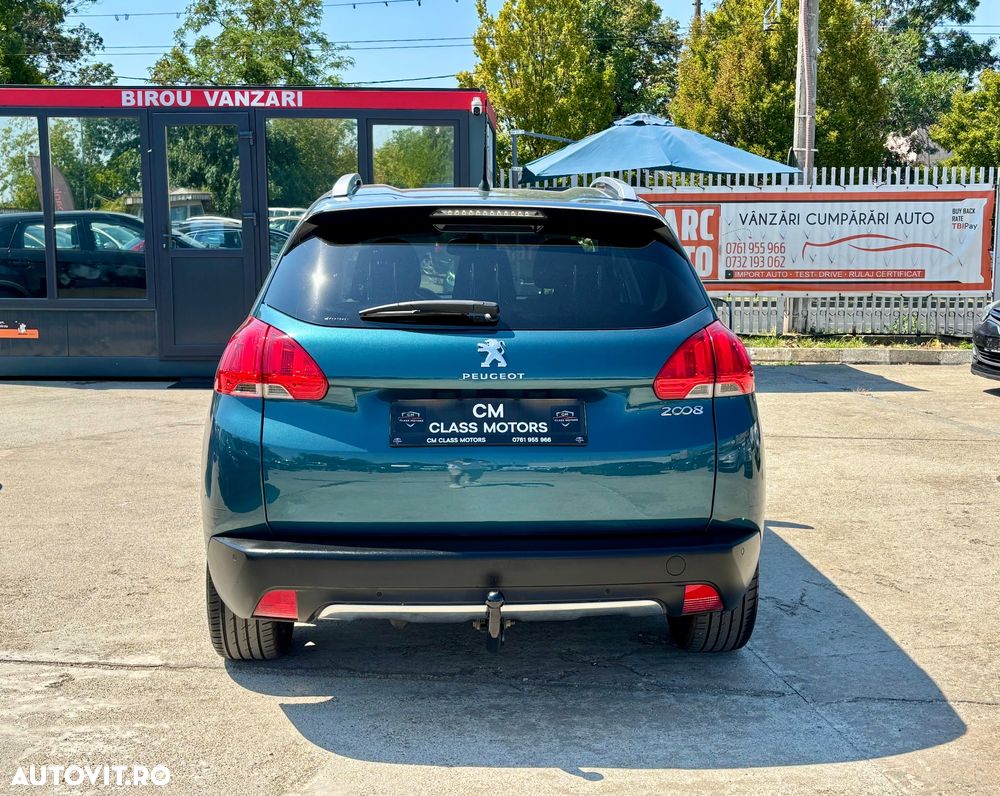 Peugeot 2008 - 9