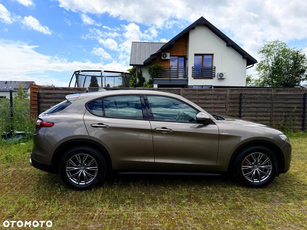 Alfa Romeo Stelvio 2.2 JTDM - 8