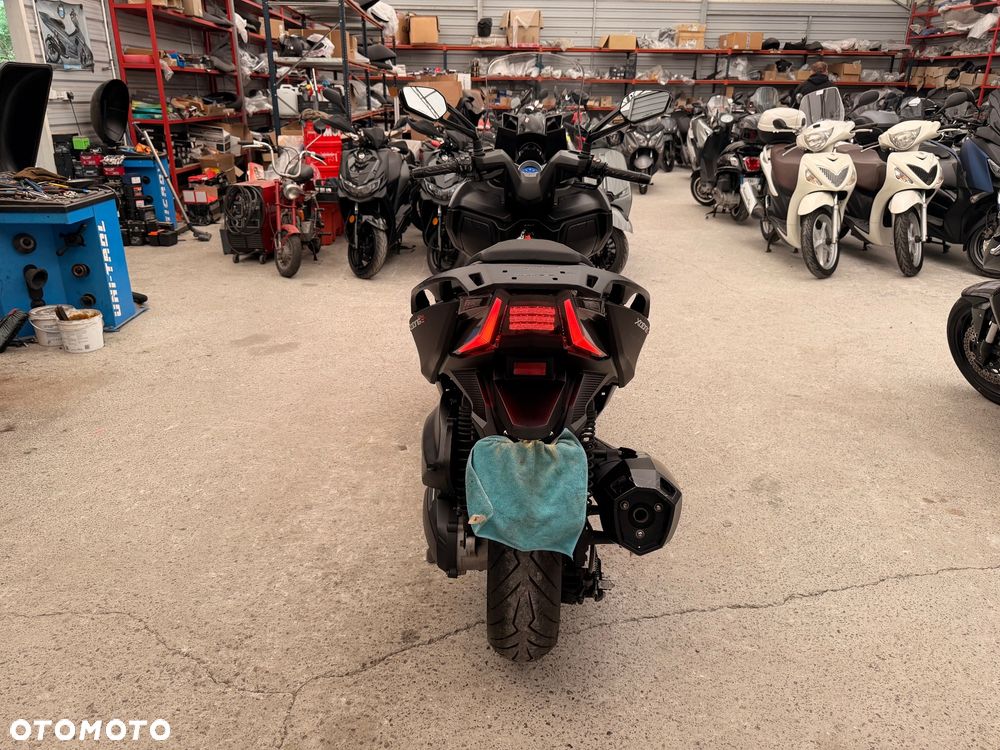 Kymco Xciting - 9