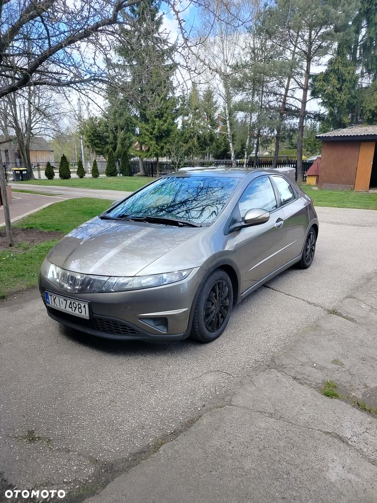 Honda Civic 1.8 Comfort - 11
