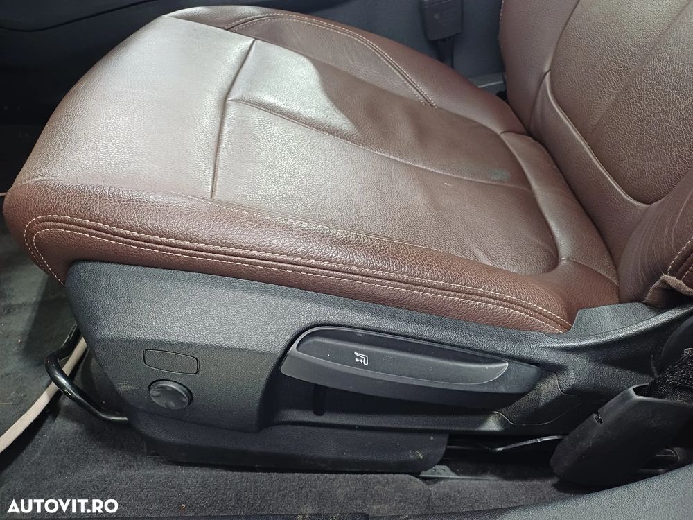 BMW Seria 1 118i Aut. Luxury Line - 10