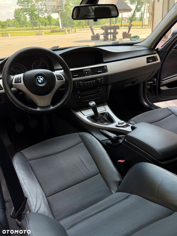 BMW Seria 3 320d DPF - 9