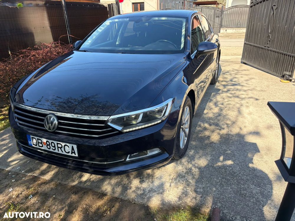 Volkswagen Passat 1.6 TDI Comfortline - 2