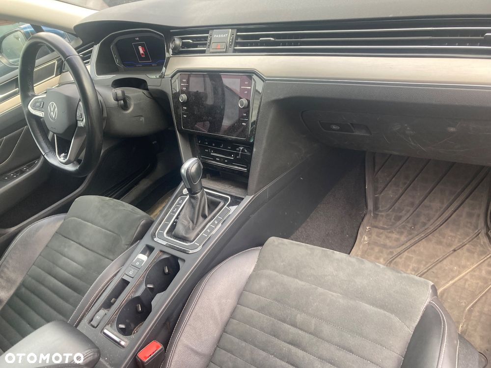 Volkswagen Passat 2.0 TSI Elegance DSG - 13