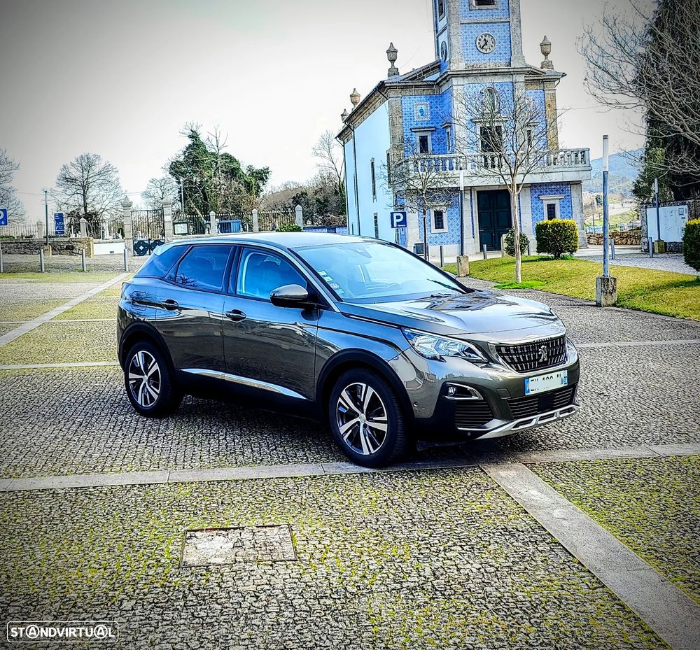 Peugeot 3008 PureTech 130 Stop & Start GPF Allure Pack - 23