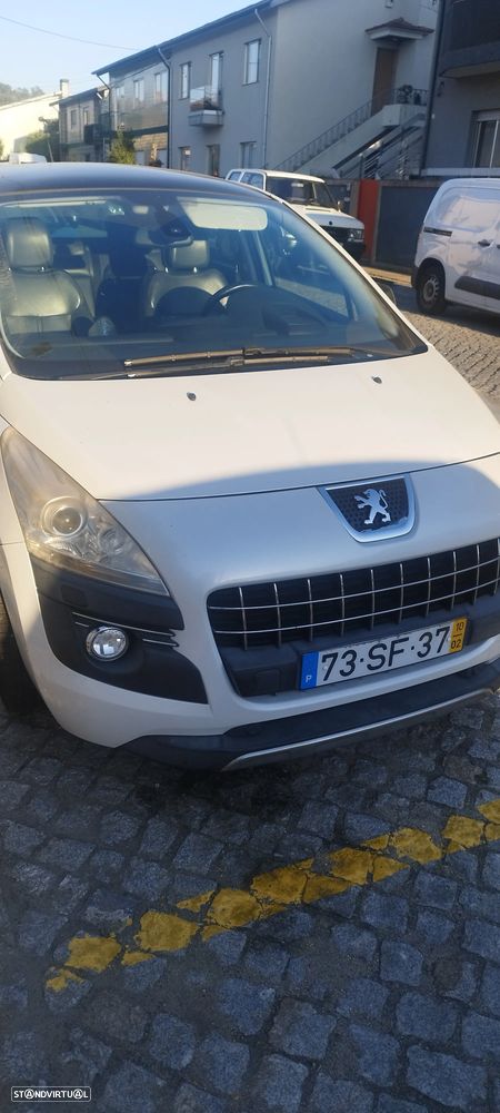 Peugeot 3008 HDi FAP 110 EGS6 Platinum - 1