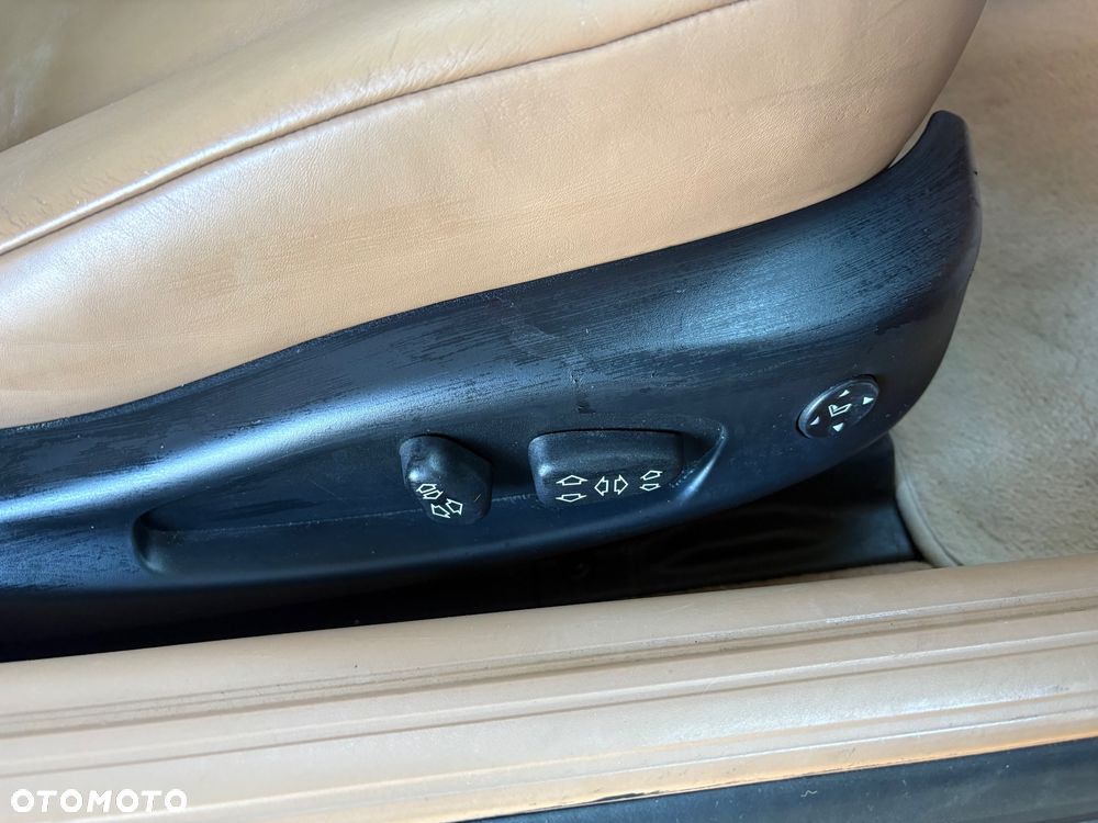 BMW Seria 6 650 i - 16