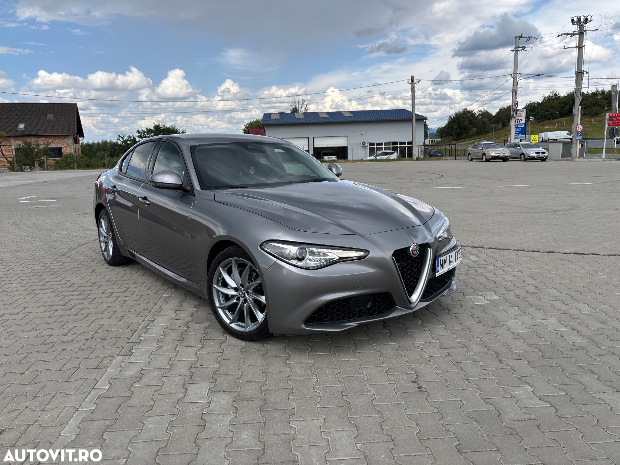 Alfa Romeo Giulia 2.2 JTDM Aut. - 2